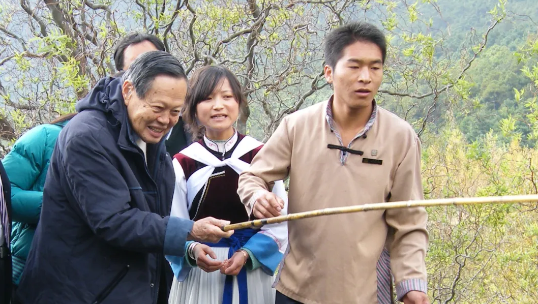 玉水寨深切緬懷科學巨匠楊振寧先生